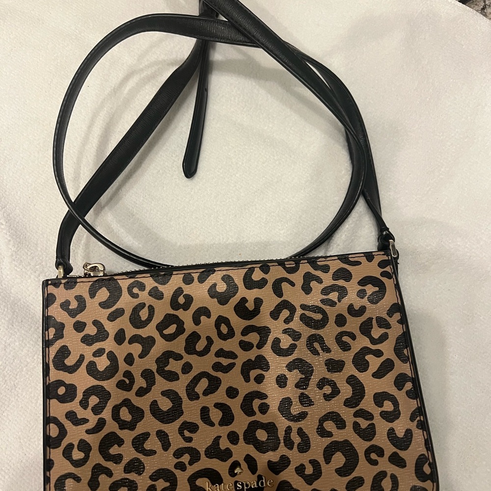 EUC Kate Spade Leopard print Crossbody Bag